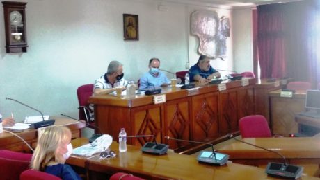 ΦΩΤΟ ΣΥΣΚΕΨΗ ΜΕ ΔΙΕΥΘΥΝΤΕΣ