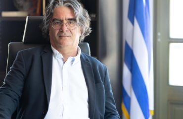 dimarxos_serviwn