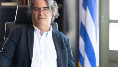 dimarxos_serviwn