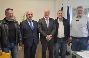 Φωτό από συνάντηση με Διοικητή ΕΦΚΑ